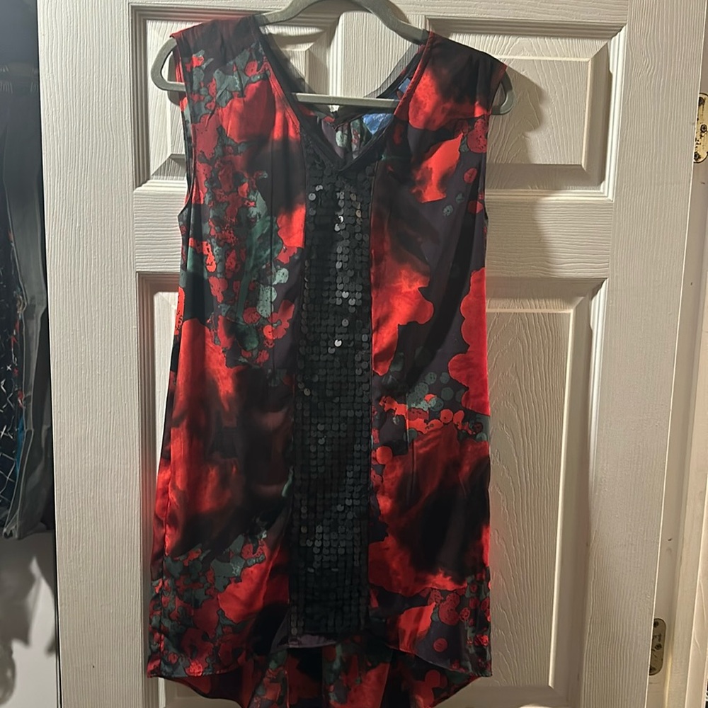 Tunis or short dress. Simply Vera Wang. New without tags